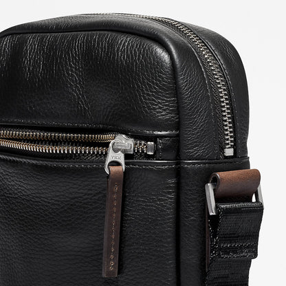 Timberland Customer Favorite - Tuckerman Small Crossbody Bag in Black